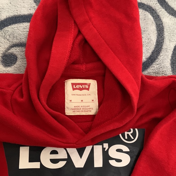 Levi’s sweater - Picture 2 of 2